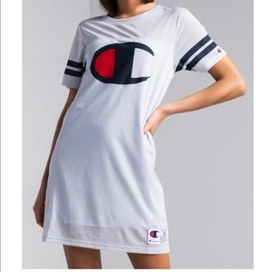 CHAMPION: Mesh Jersey T-Shirt Dress